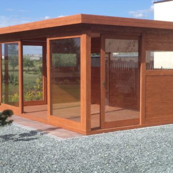 Drevený altánok UTAH – pohľad z rohu na štrkovom lôžku
