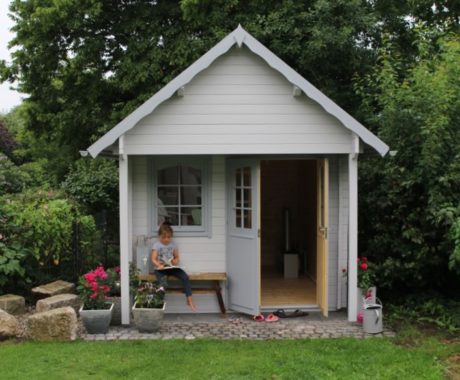 Záhradný domček BUNKIE o výmere 290x380 + 100 cm s podkrovím